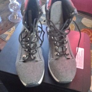 Womens boots